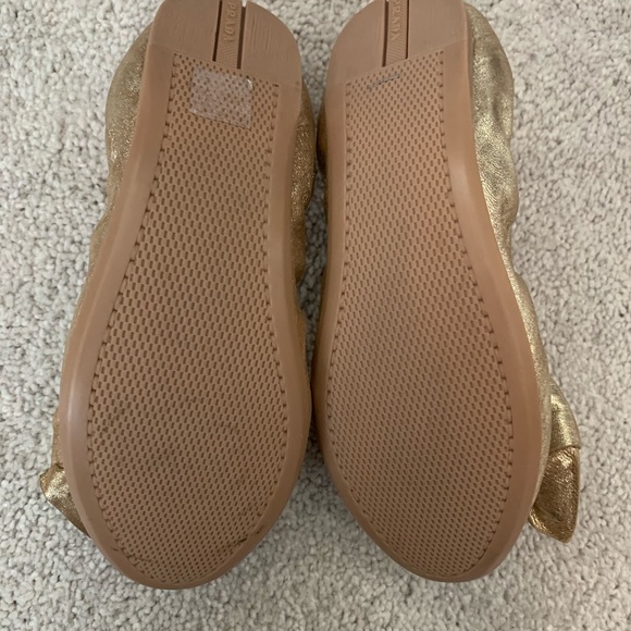 Prada Metallic Gold Ballet Flats with bow - Picture 3 of 5